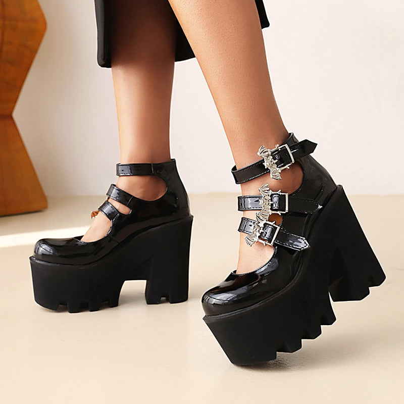 Silver Bat Buckle 3-Breasted Punk Style Wedge Pumps Ultra-High Waterproof Platform Glossy Patent Leather Trendy Shoes